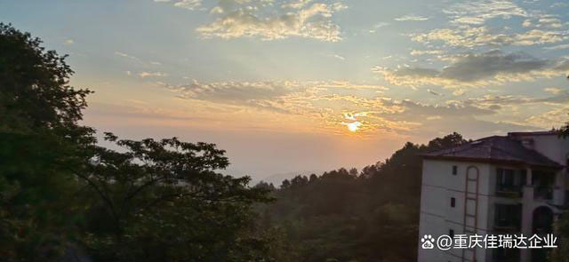 幸运飞行艇168体彩官网现场开奖直播(中国)官方网站:的周一清晨